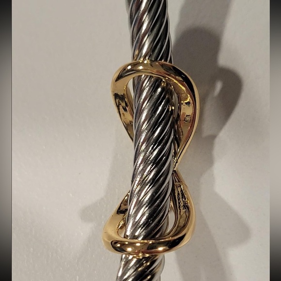 Silver and Gold twisted cuff bracelet with infinity knot designer Jewlery look - Picture 3 of 6